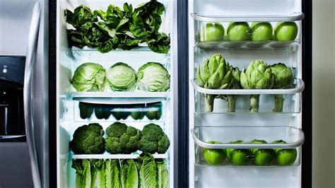 How to Store Vegetables in Fridge Without Plastic: A Journey Through Time and Space